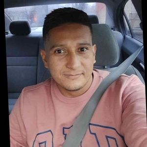 Meet your Posher, Moises